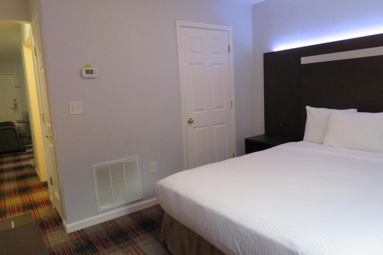 Luxbury Inn & Suites Maryville Εξωτερικό φωτογραφία