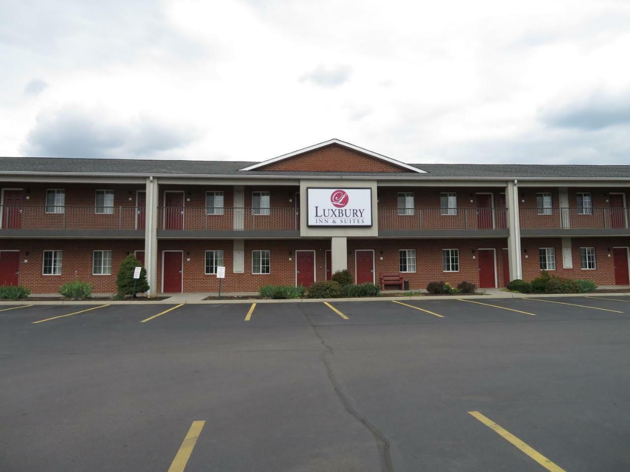 Luxbury Inn & Suites Maryville Εξωτερικό φωτογραφία