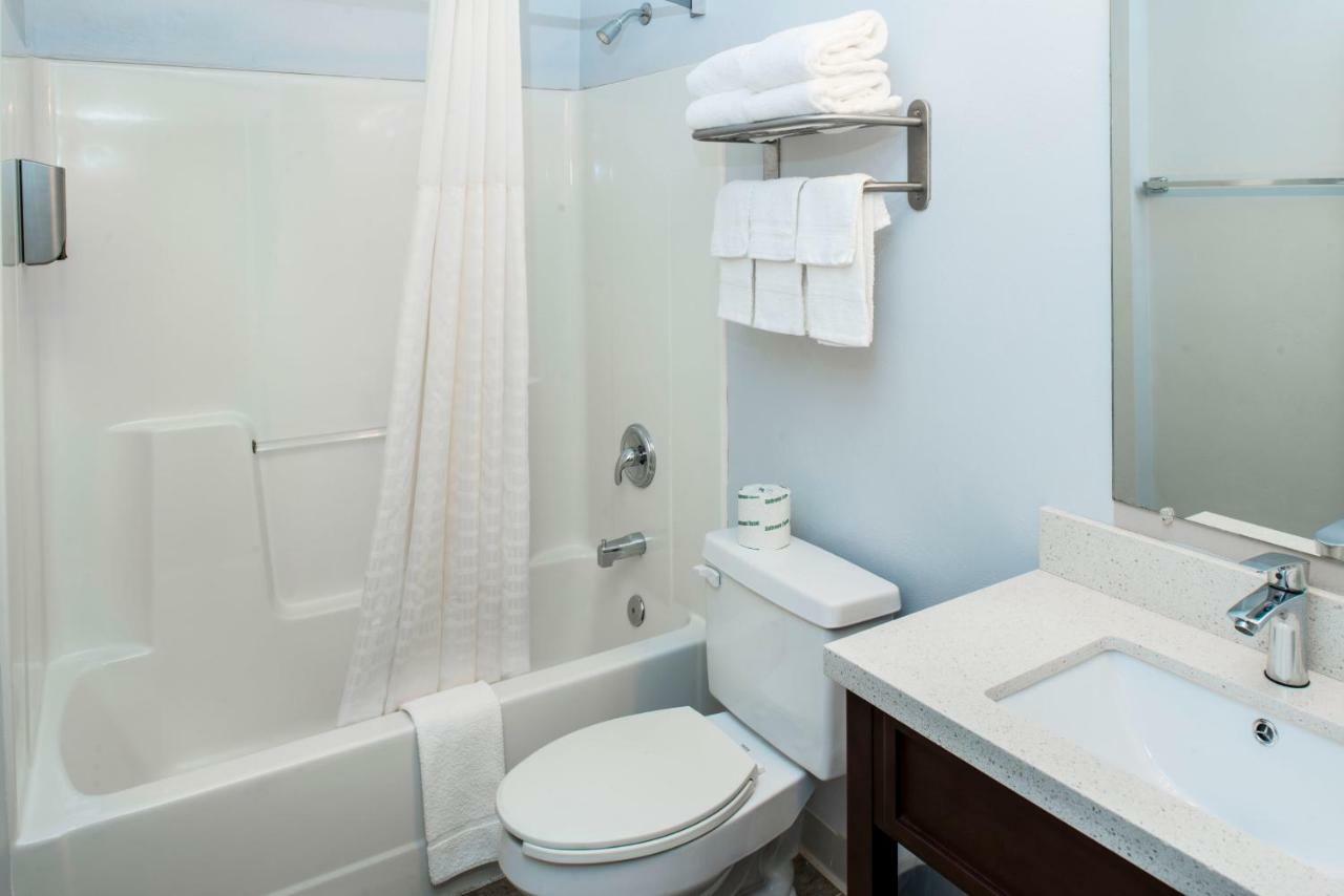 Luxbury Inn & Suites Maryville Εξωτερικό φωτογραφία