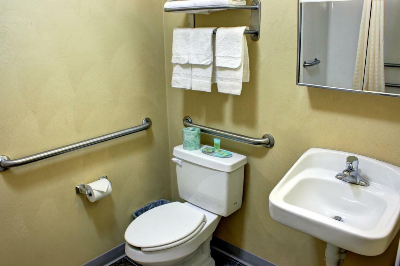 Luxbury Inn & Suites Maryville Εξωτερικό φωτογραφία